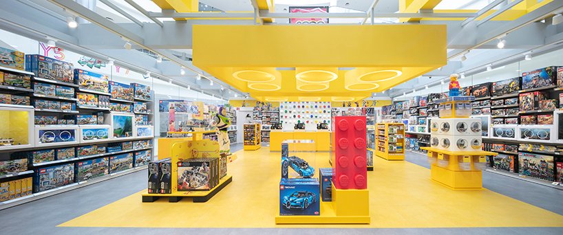 lego store opens a very colorful store in mexico 2